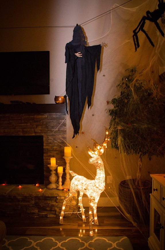 DIY Dementor + Patronus.