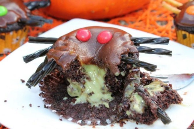 Gut-sy Spider Cupcakes by The Lazy Vegan Baker