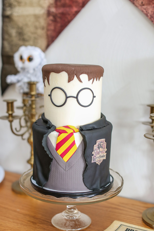 Harry Potter Birthday Cake.