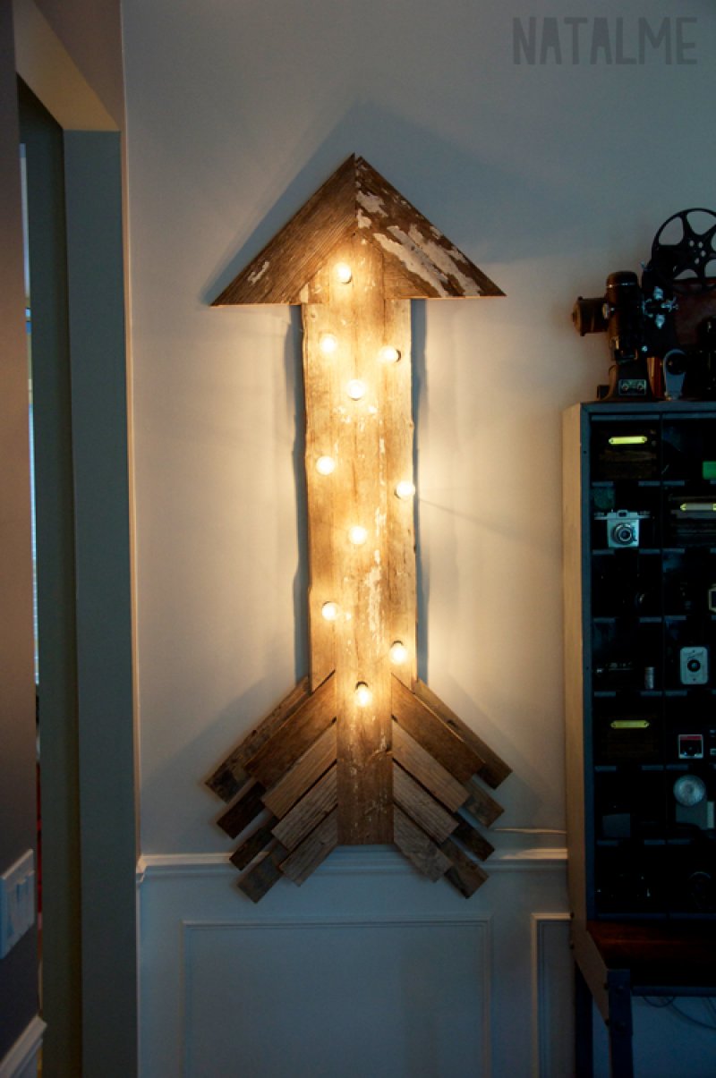 Reclaimed Barnwood Arrow Sign from Natalme