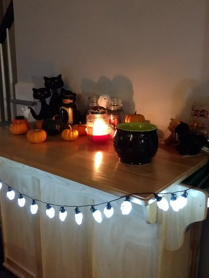 Indoor Halloween - Fall decor