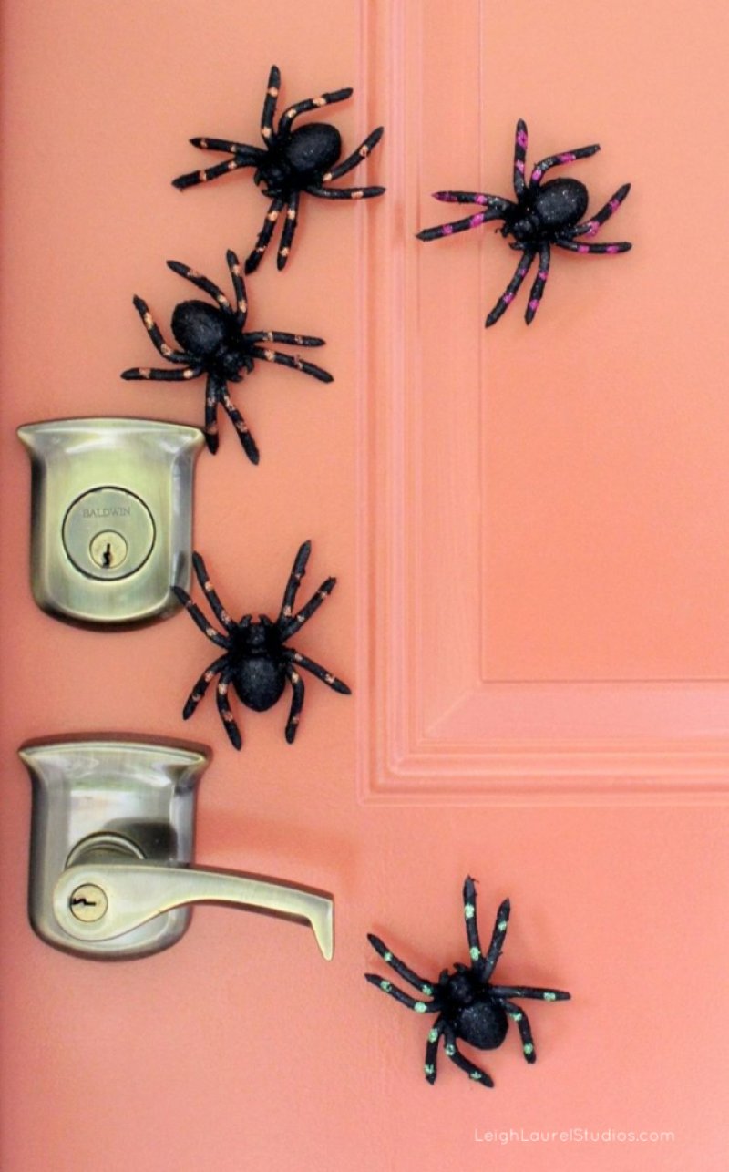 Magnetic Spiders.