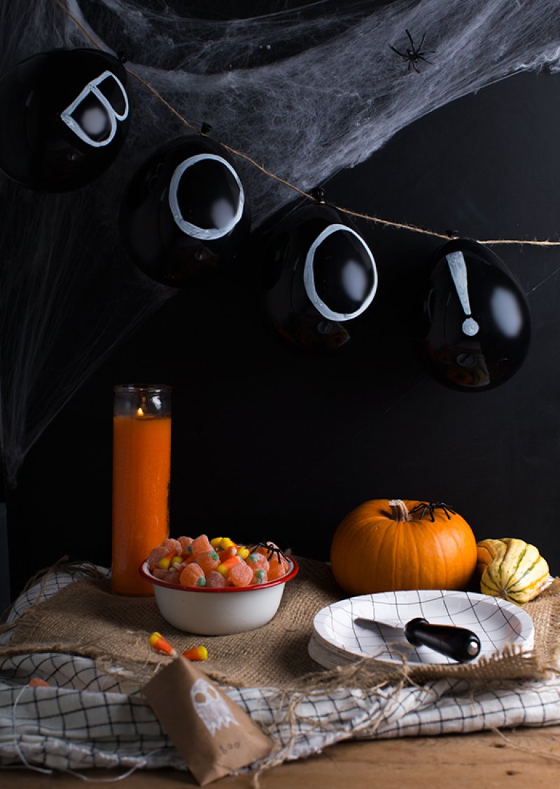 Simple Halloween Decorations.