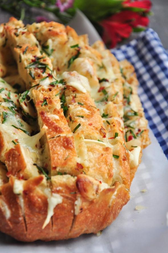 Garlic Pull-Apart Bread from Street Smart Kitchen