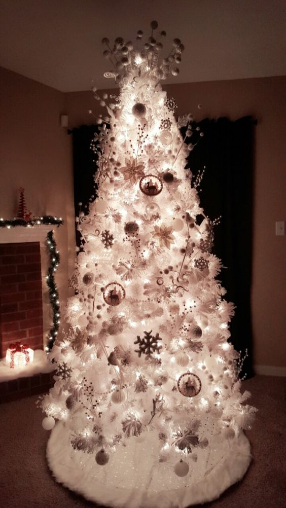 All White Everything Christmas Tree.