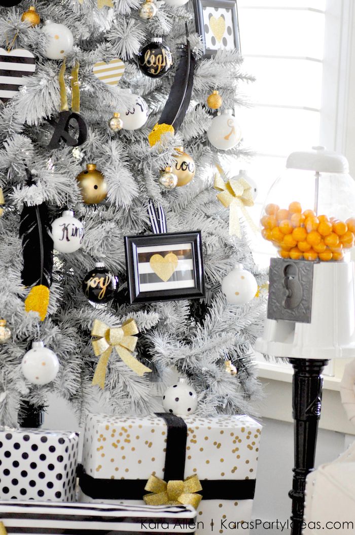 DIY Black, White and Gold Christmas Tree Ornaments.