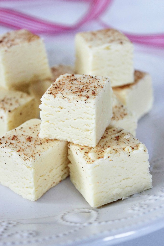 Eggnog Fudge from Baking Beauty