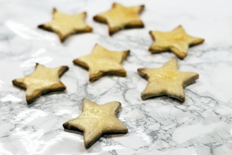 Ginger passion star biscuits by Sneaky Veg