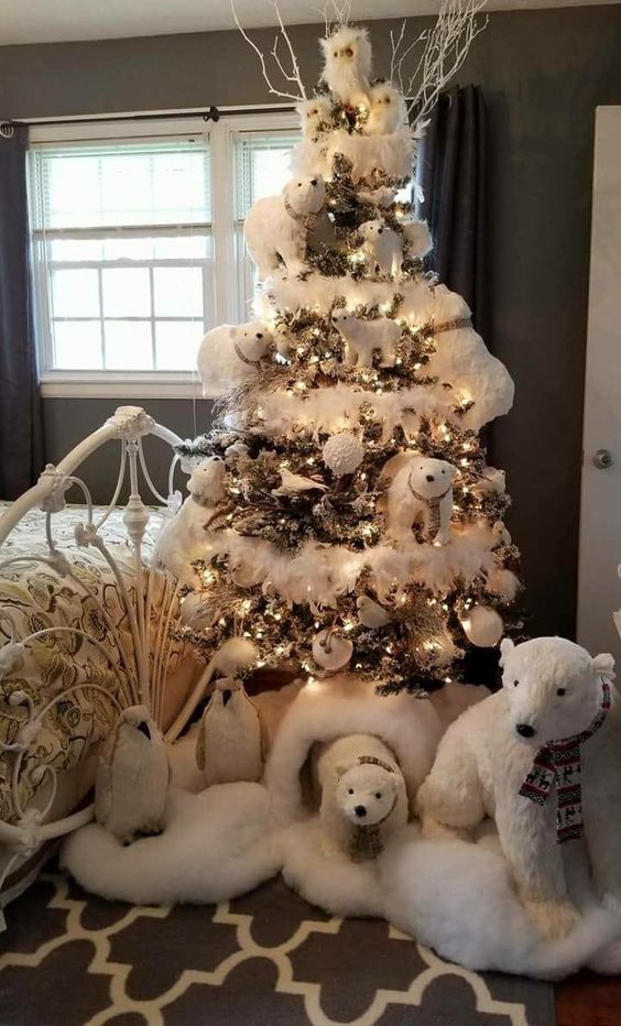 Polar Bears Christmas Tree.