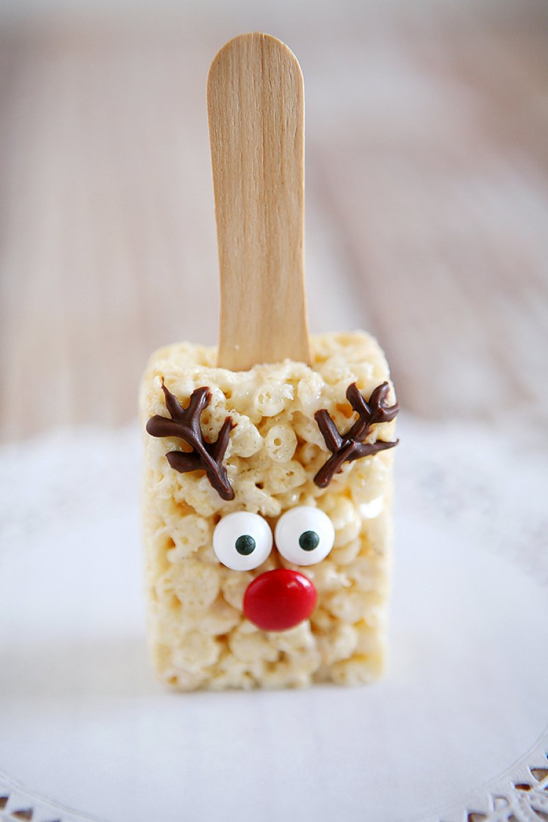 Reindeer Rice Krispie Pops