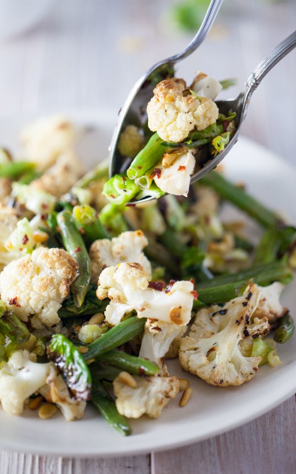 Roasted Cauliflower & Brussels Sprout Salad by Natural Girl Modern World