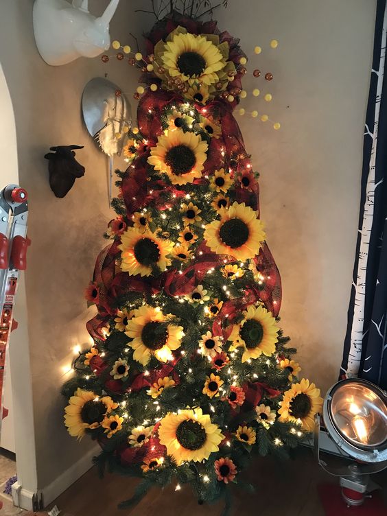 Sunflower and buffalo check Christmas tree.