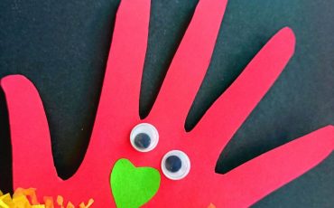 Easter Handprint chick