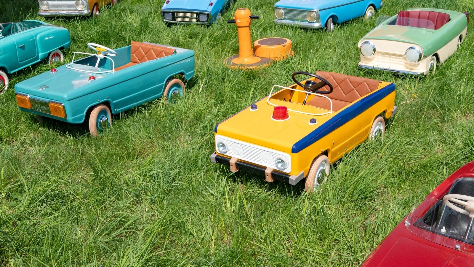 8 Fantastic Vintage Toys for Children