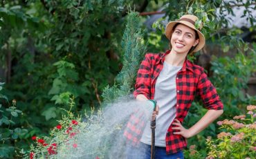 Self-Watering Garden